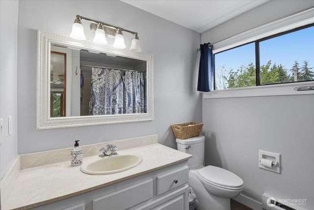 3115 204th Street SW, Lynnwood, WA 98036