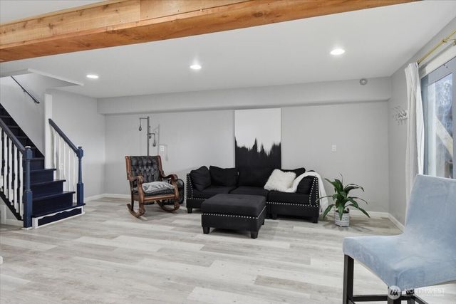 3115 204th Street SW, Lynnwood, WA 98036