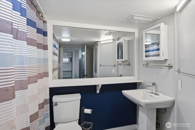 3115 204th Street SW, Lynnwood, WA 98036