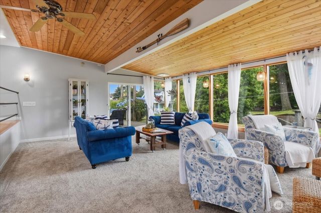 3115 204th Street SW, Lynnwood, WA 98036