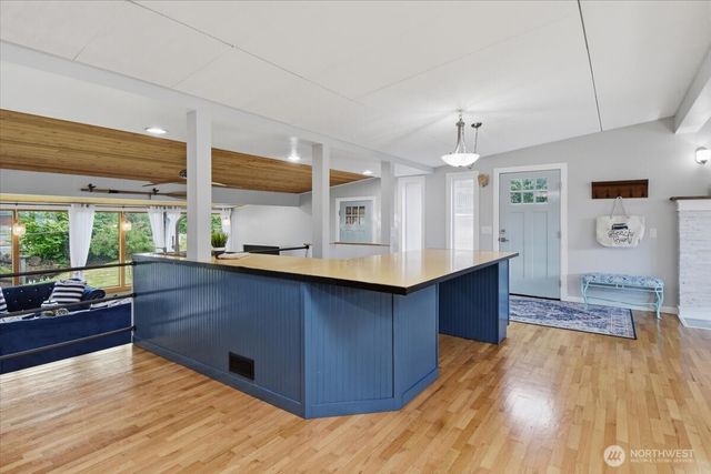 3115 204th Street SW, Lynnwood, WA 98036
