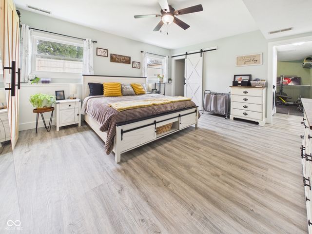 1505 E 42nd Street, Anderson, IN 46013