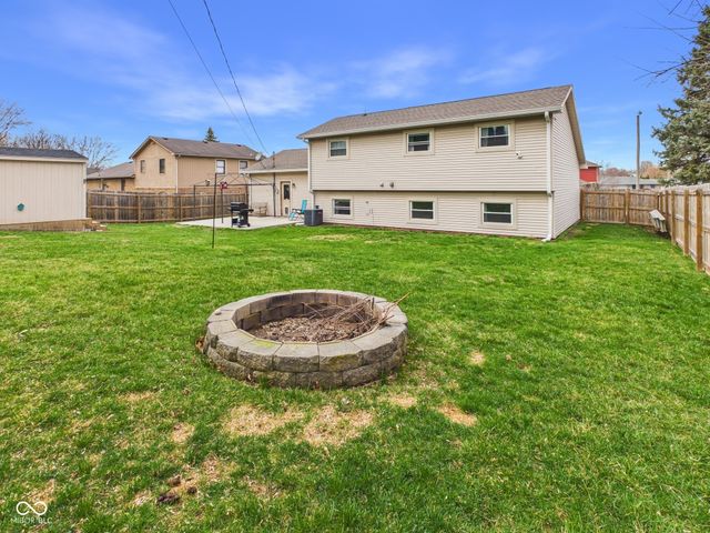 1505 E 42nd Street, Anderson, IN 46013