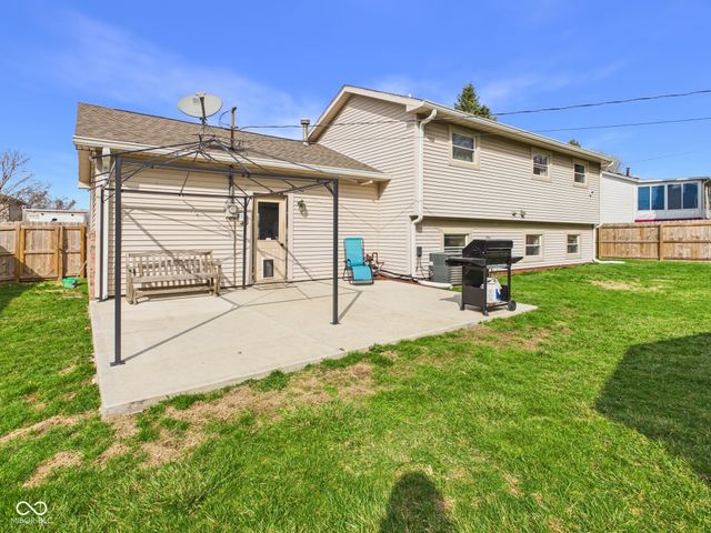 1505 E 42nd Street, Anderson, IN 46013