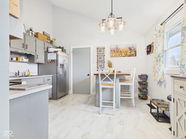 1505 E 42nd Street, Anderson, IN 46013