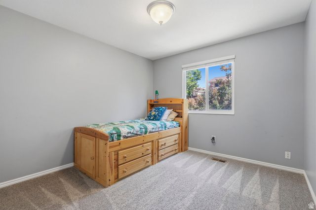 910 W RED OAKS DR, Murray, UT 84123