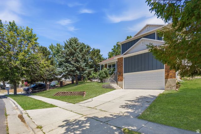 910 W RED OAKS DR, Murray, UT 84123