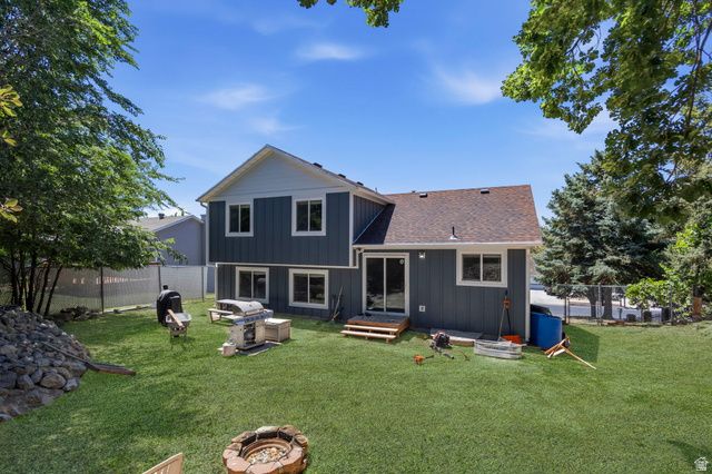 910 W RED OAKS DR, Murray, UT 84123