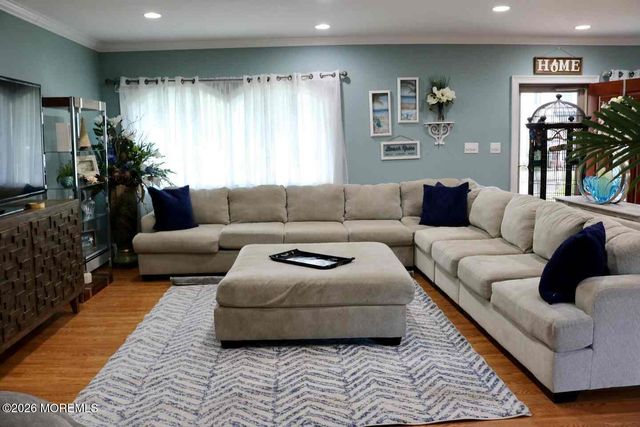 130 W Long Branch Avenue, Ocean Gate, NJ 08740
