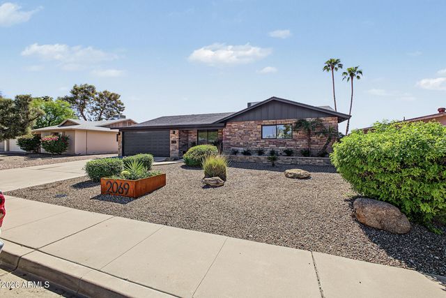 2069 E CARSON Drive, Tempe, AZ 85282