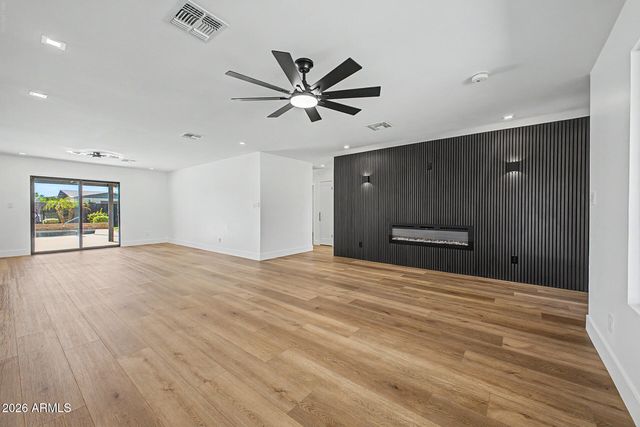 2069 E CARSON Drive, Tempe, AZ 85282