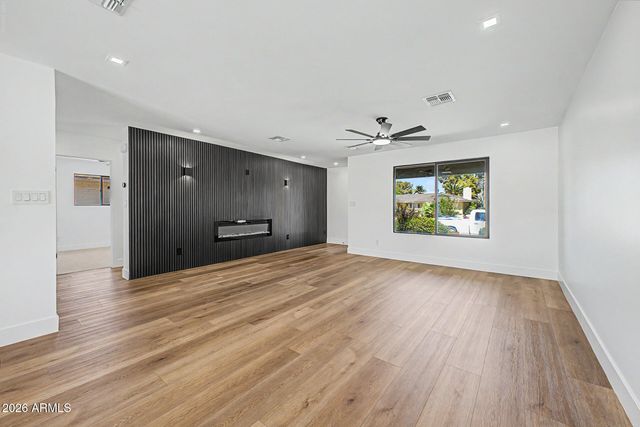 2069 E CARSON Drive, Tempe, AZ 85282