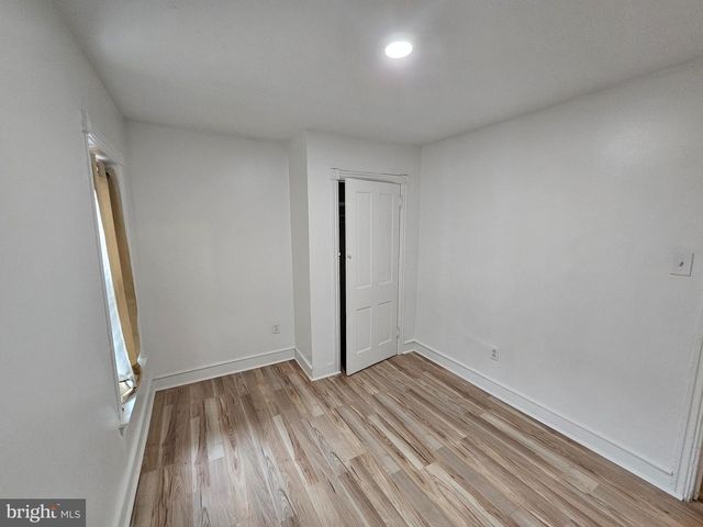 2303 N PINE ST, Wilmington, DE 19802