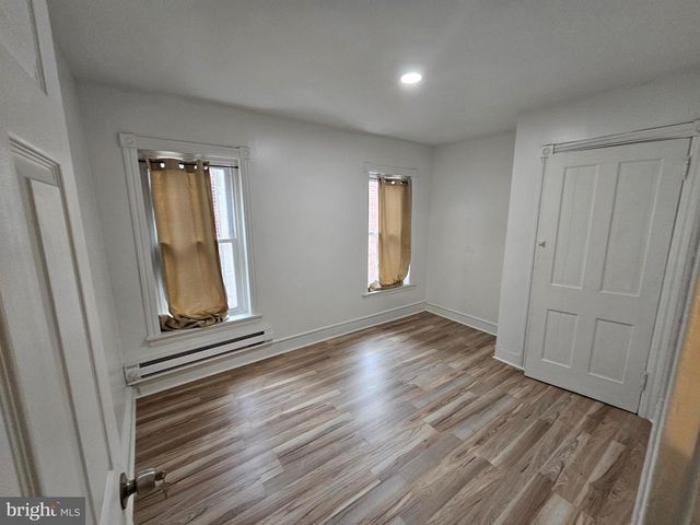 2303 N PINE ST, Wilmington, DE 19802