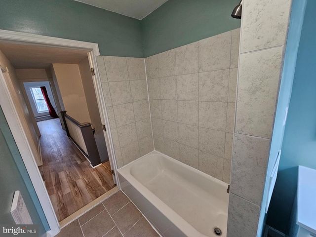 2303 N PINE ST, Wilmington, DE 19802