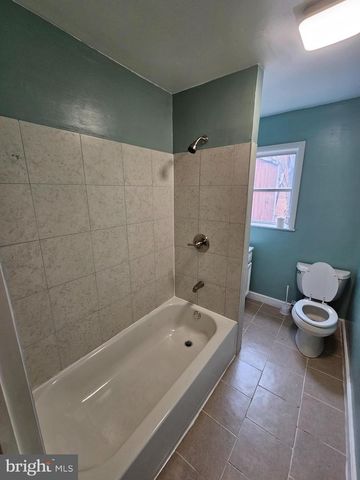 2303 N PINE ST, Wilmington, DE 19802