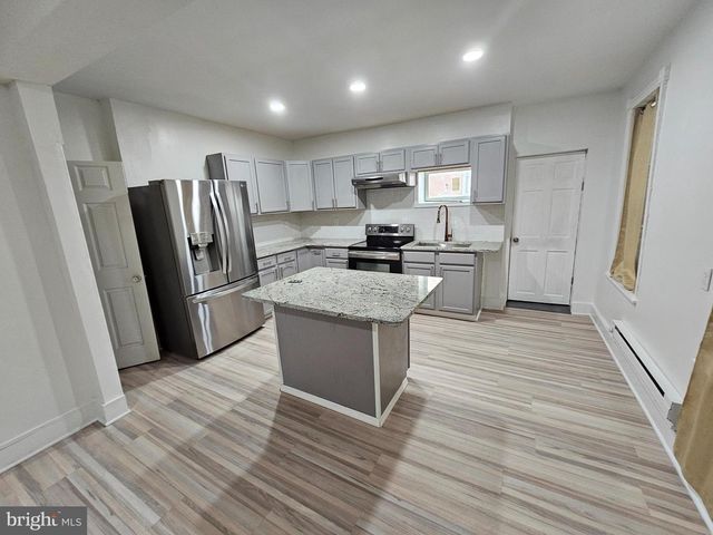 2303 N PINE ST, Wilmington, DE 19802