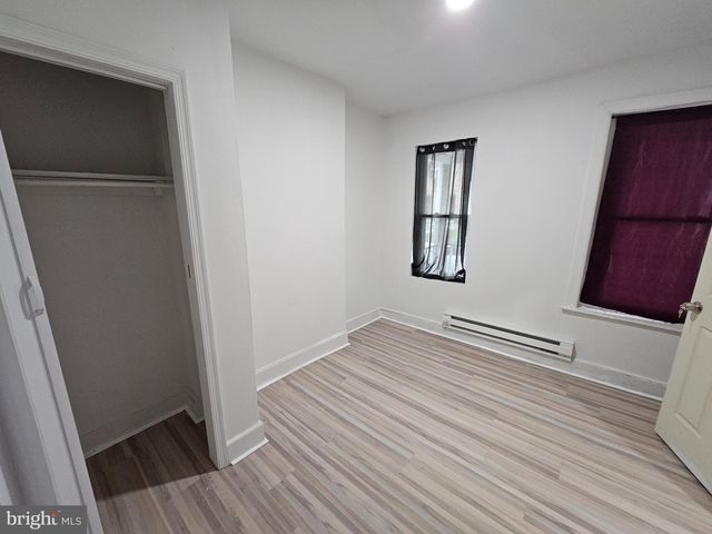 2303 N PINE ST, Wilmington, DE 19802