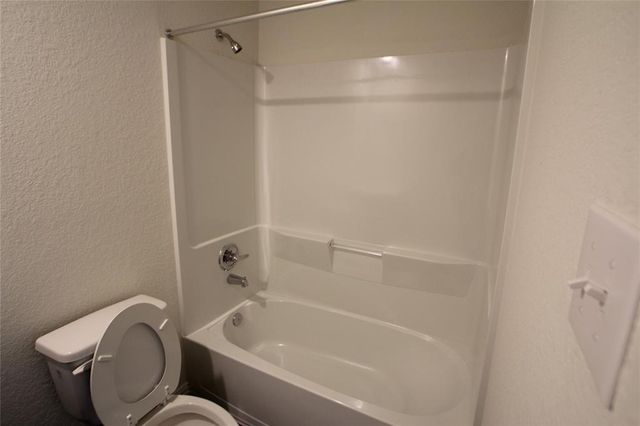 7925 Way Street, Houston, TX 77028