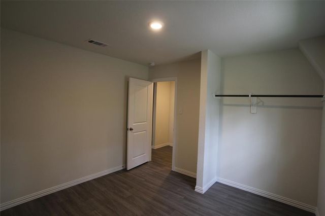 7925 Way Street, Houston, TX 77028