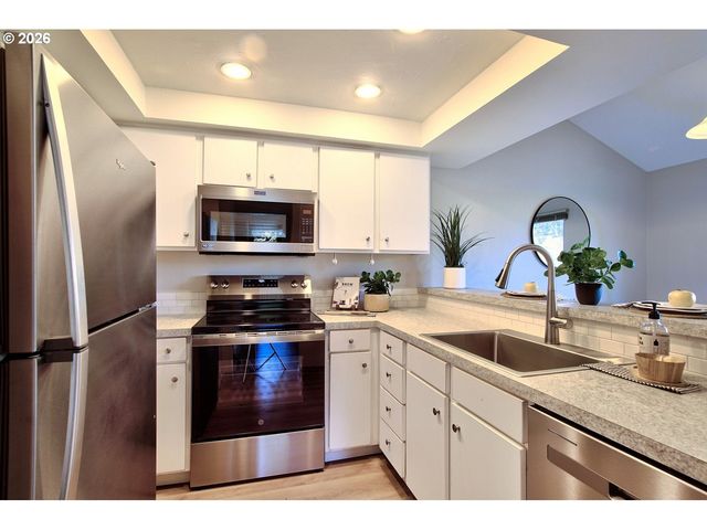 14523 Sw GRAYLING Ln, Beaverton, OR 97007