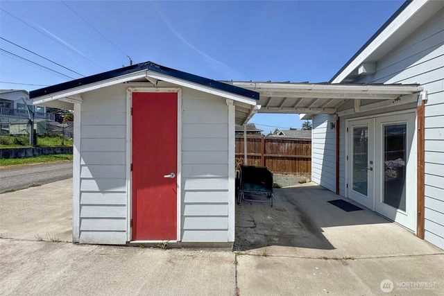 1920 W 4th Street, Port Angeles, WA 98363