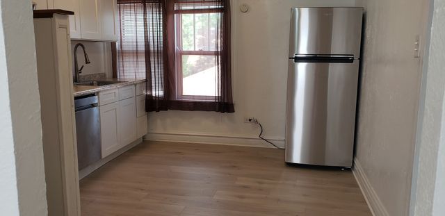 283 W North Avenue 2, Elmhurst, IL 60126