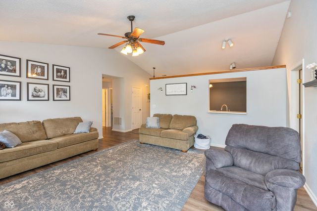 8841 Himebaugh Lane, Indianapolis, IN 46231