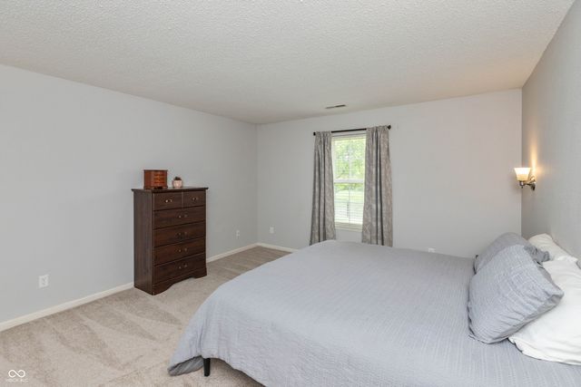 8841 Himebaugh Lane, Indianapolis, IN 46231
