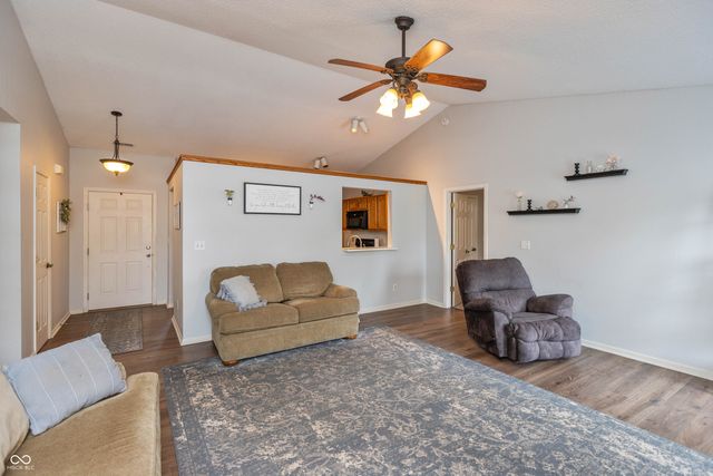 8841 Himebaugh Lane, Indianapolis, IN 46231
