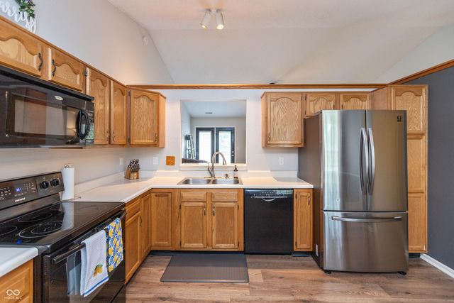 8841 Himebaugh Lane, Indianapolis, IN 46231