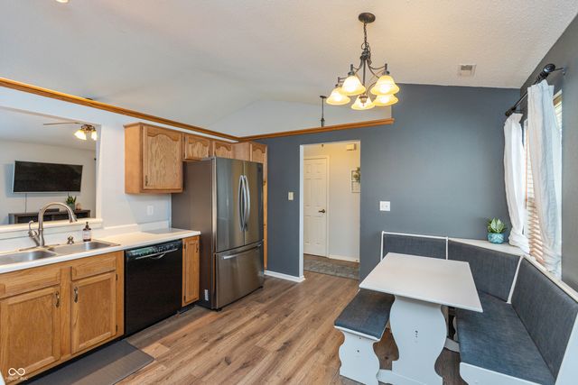 8841 Himebaugh Lane, Indianapolis, IN 46231