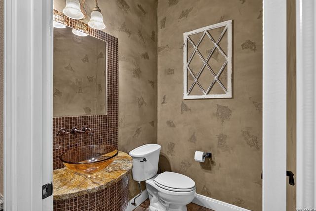 27816 Legacy Woods, Boerne, TX 78015