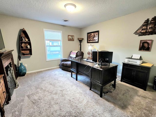 9055 Seiler Road, New Haven, IN 46774