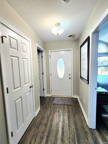 9055 Seiler Road, New Haven, IN 46774