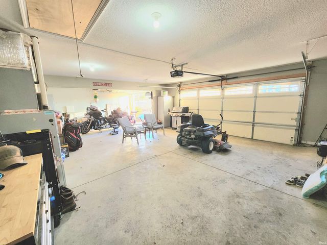 9055 Seiler Road, New Haven, IN 46774