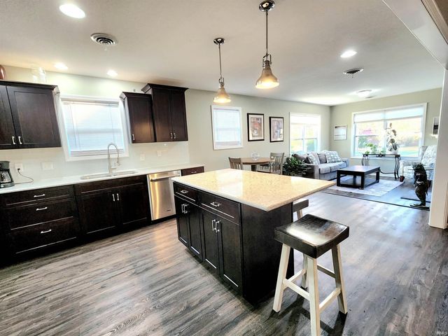 9055 Seiler Road, New Haven, IN 46774