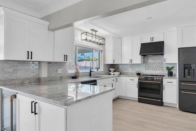 17352 KENNEDY DRIVE, North Redington Beach, FL 33708