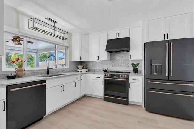 17352 KENNEDY DRIVE, North Redington Beach, FL 33708