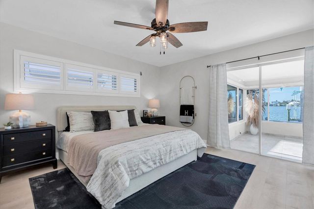 17352 KENNEDY DRIVE, North Redington Beach, FL 33708