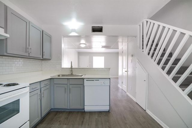 307 Rose Street 307-C, Arlington, TX 76010