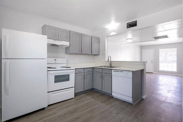 307 Rose Street 307-C, Arlington, TX 76010