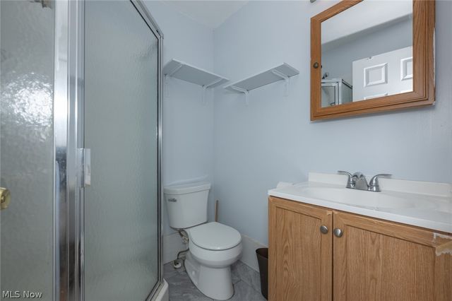 942 E Archwood Avenue, Akron, OH 44306