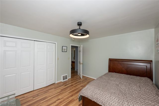 942 E Archwood Avenue, Akron, OH 44306