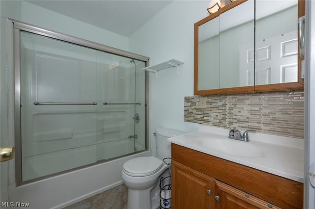 942 E Archwood Avenue, Akron, OH 44306