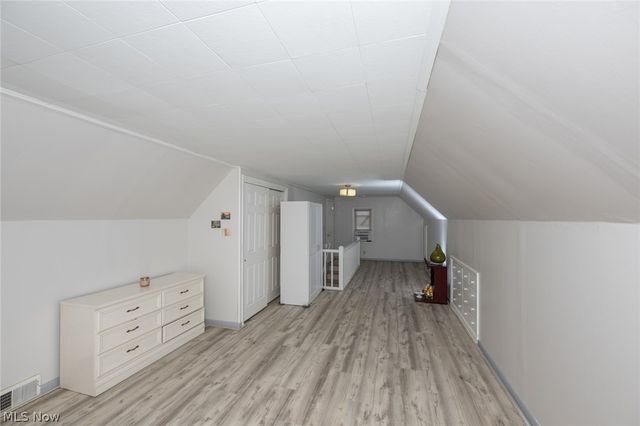 942 E Archwood Avenue, Akron, OH 44306