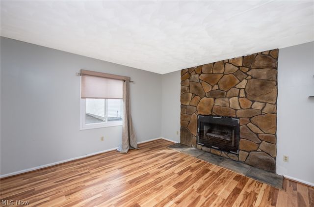 942 E Archwood Avenue, Akron, OH 44306