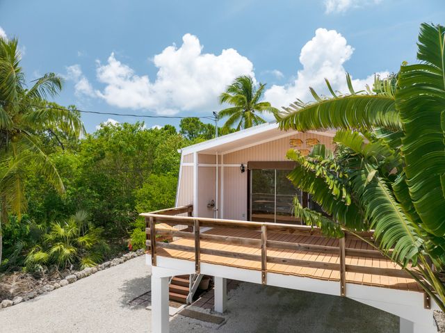 2421 Pensacola Road, Big Pine Key, FL 33043