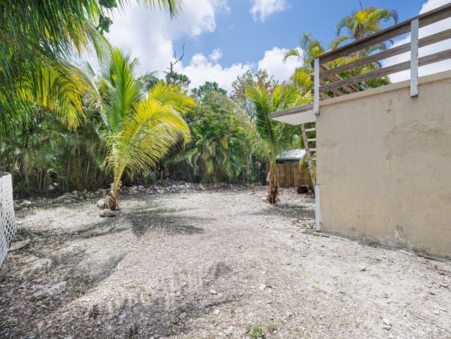 2421 Pensacola Road, Big Pine Key, FL 33043
