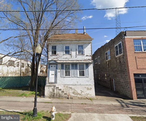 242-246 S BROAD ST, Woodbury, NJ 08096